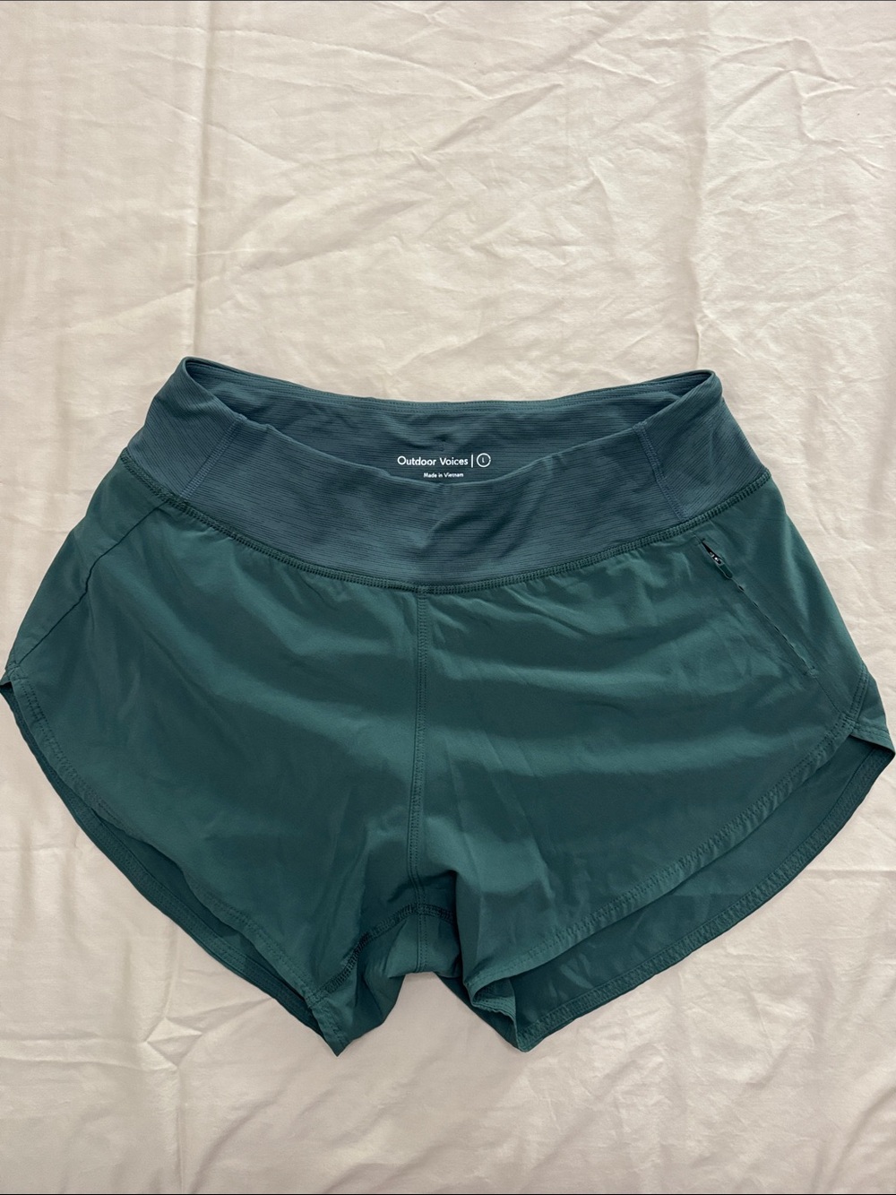 Outdoor voices Hudson shorts 4 inch inseam - green